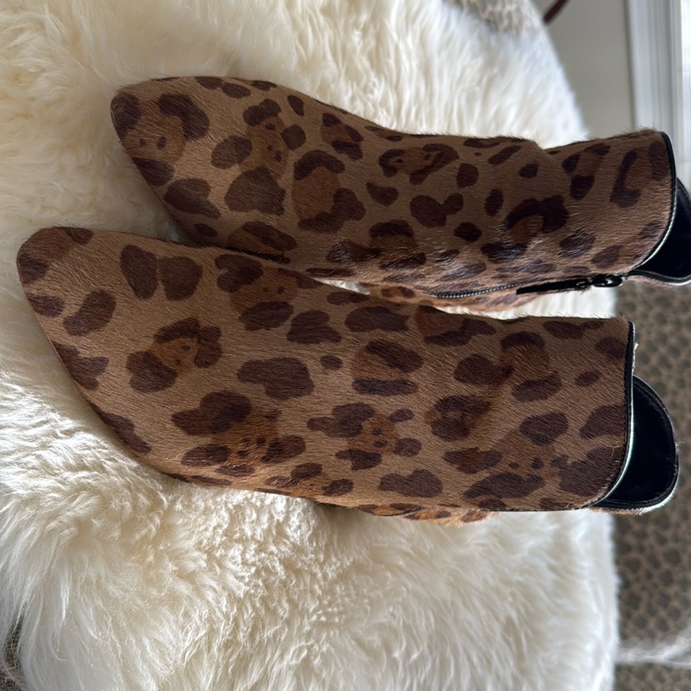 Cole Haan ankle boot 6 1/2
